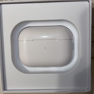 I’m selling Apple AirPods 3rd Gen